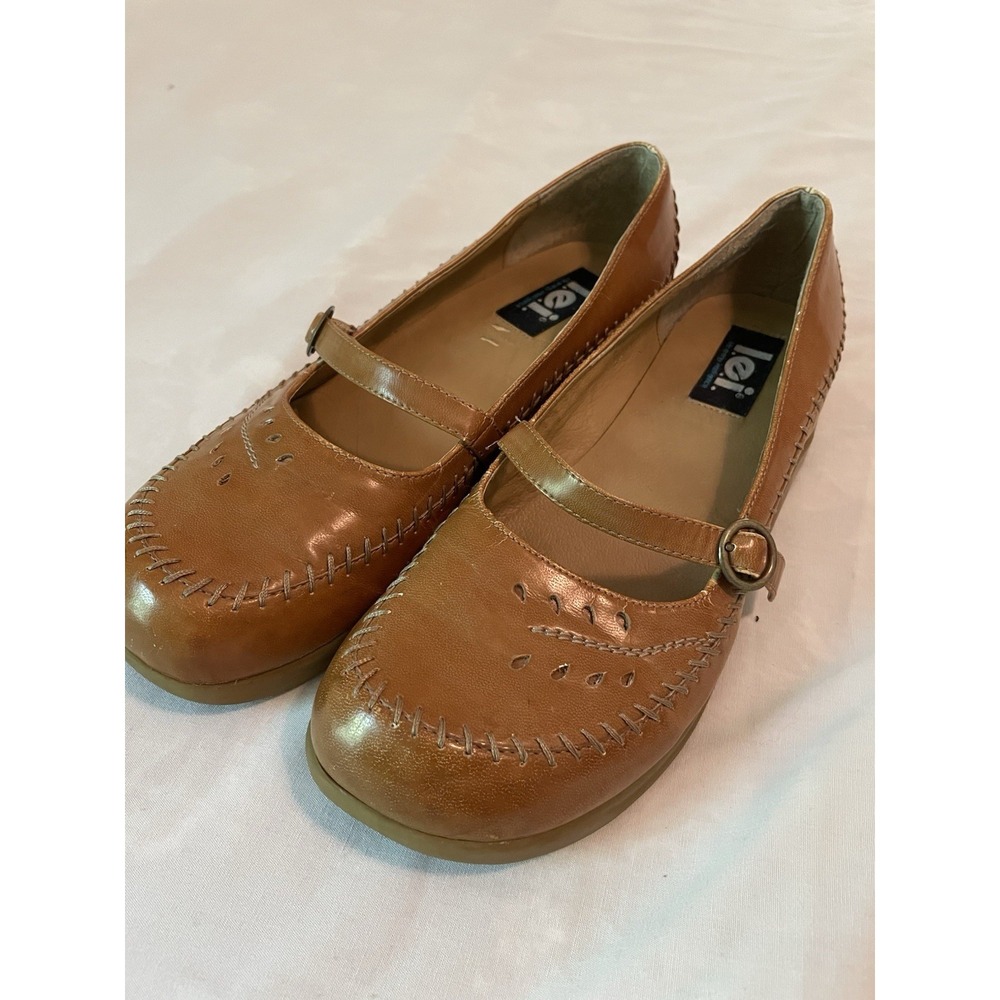 L.E.I Vintage 90's Camel Mary Jane Strap Stitched Y2K Style Shoe Women's 10 LEI‎
